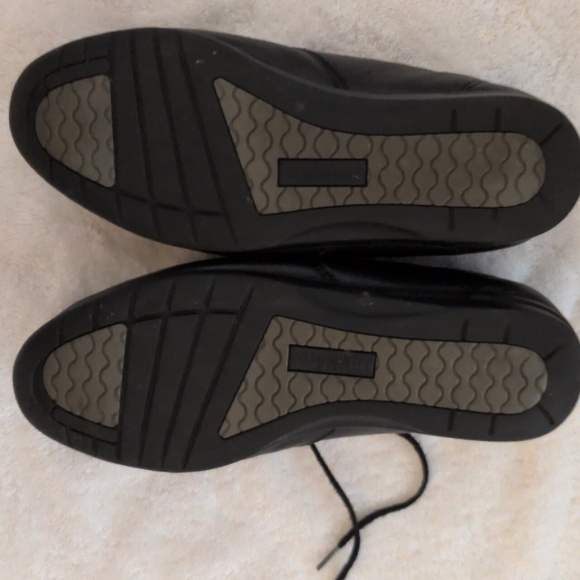 Easy Spirit GUC DOUBLE WIDE Size 6 Black Leather Shoes - Picture 3 of 9